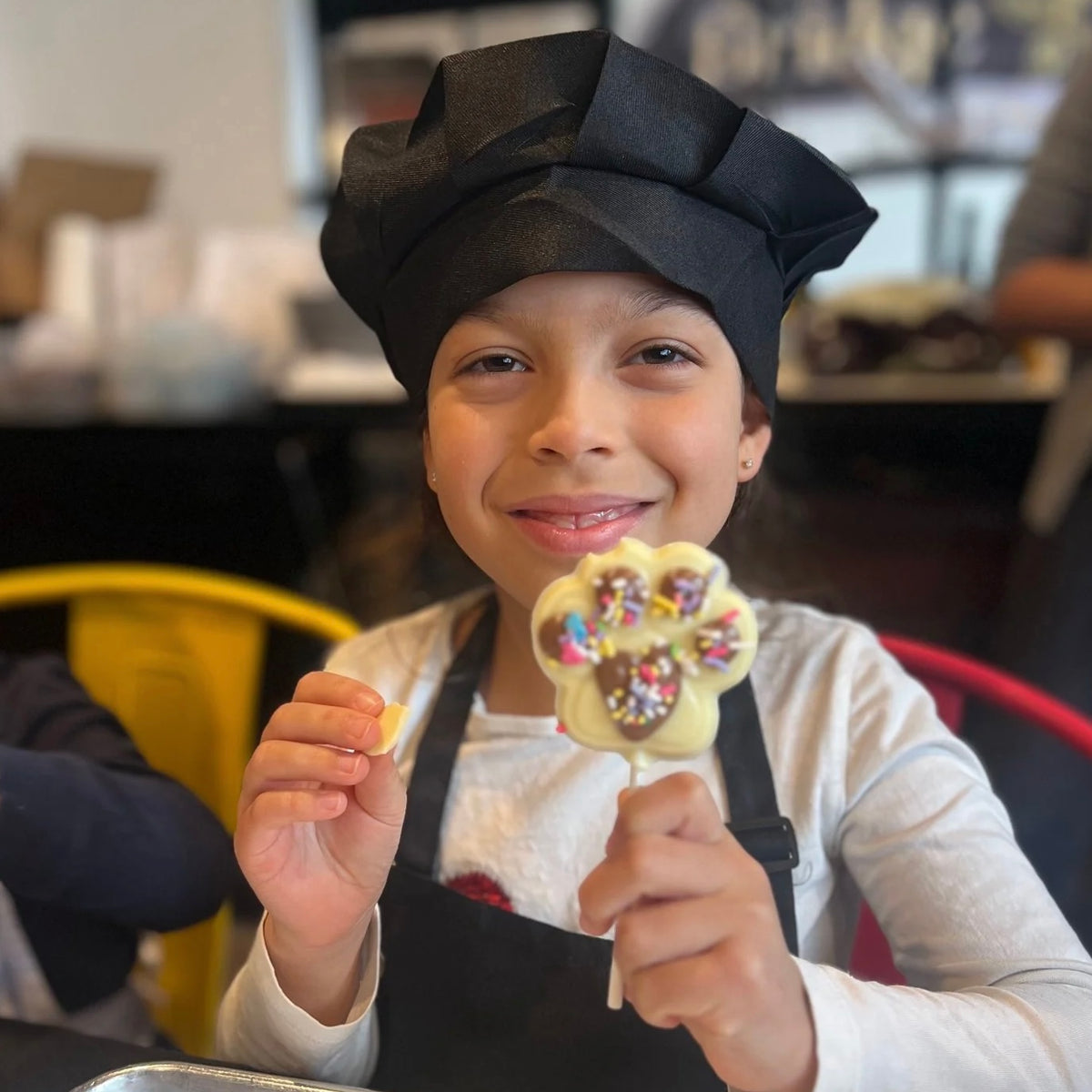 Bilingual Kids' Lollipop Workshop (English/Spanish) - Oct 18 1:30-2:30pm