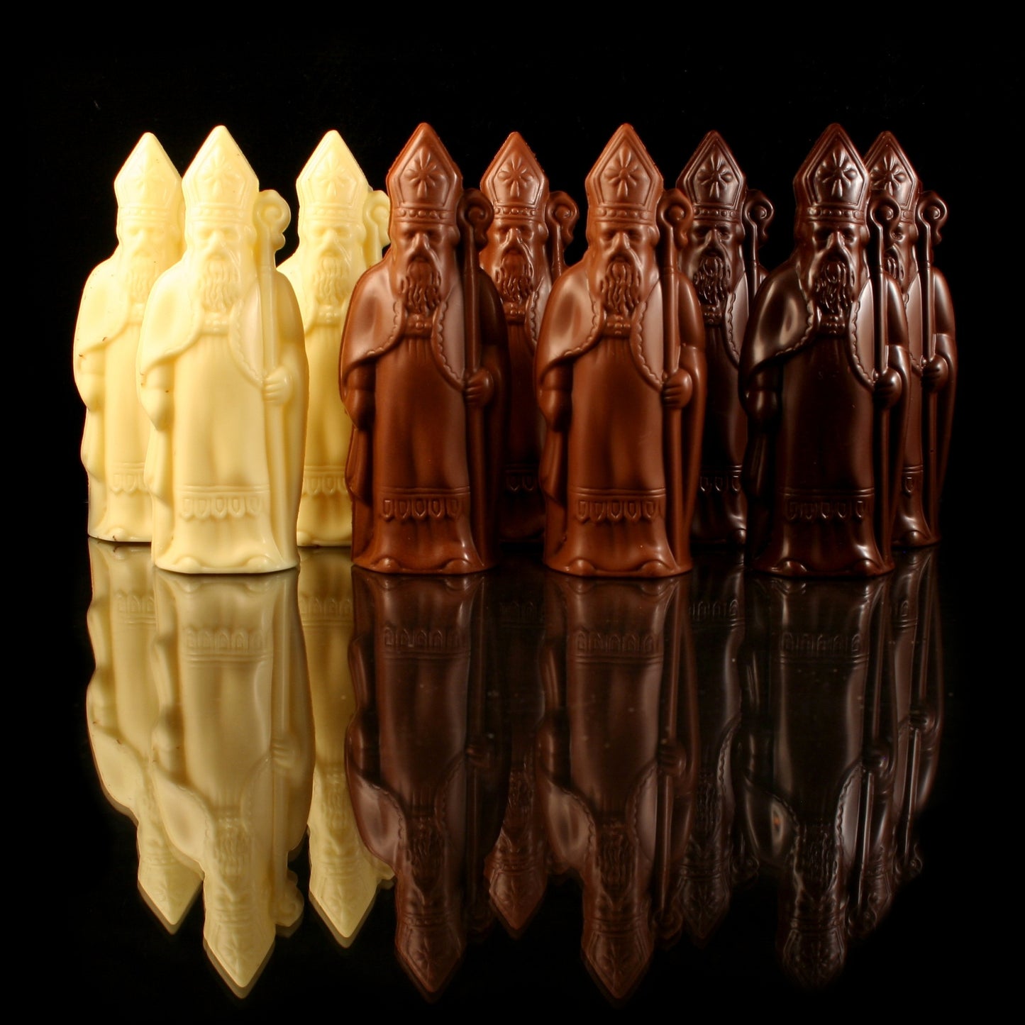 Saint Nicholas Hollow Figure - BE Chocolat